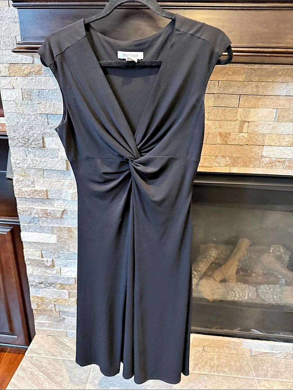 White House Black Market Sleeveless Matte Jersey Twist Front Dress Black Size 10